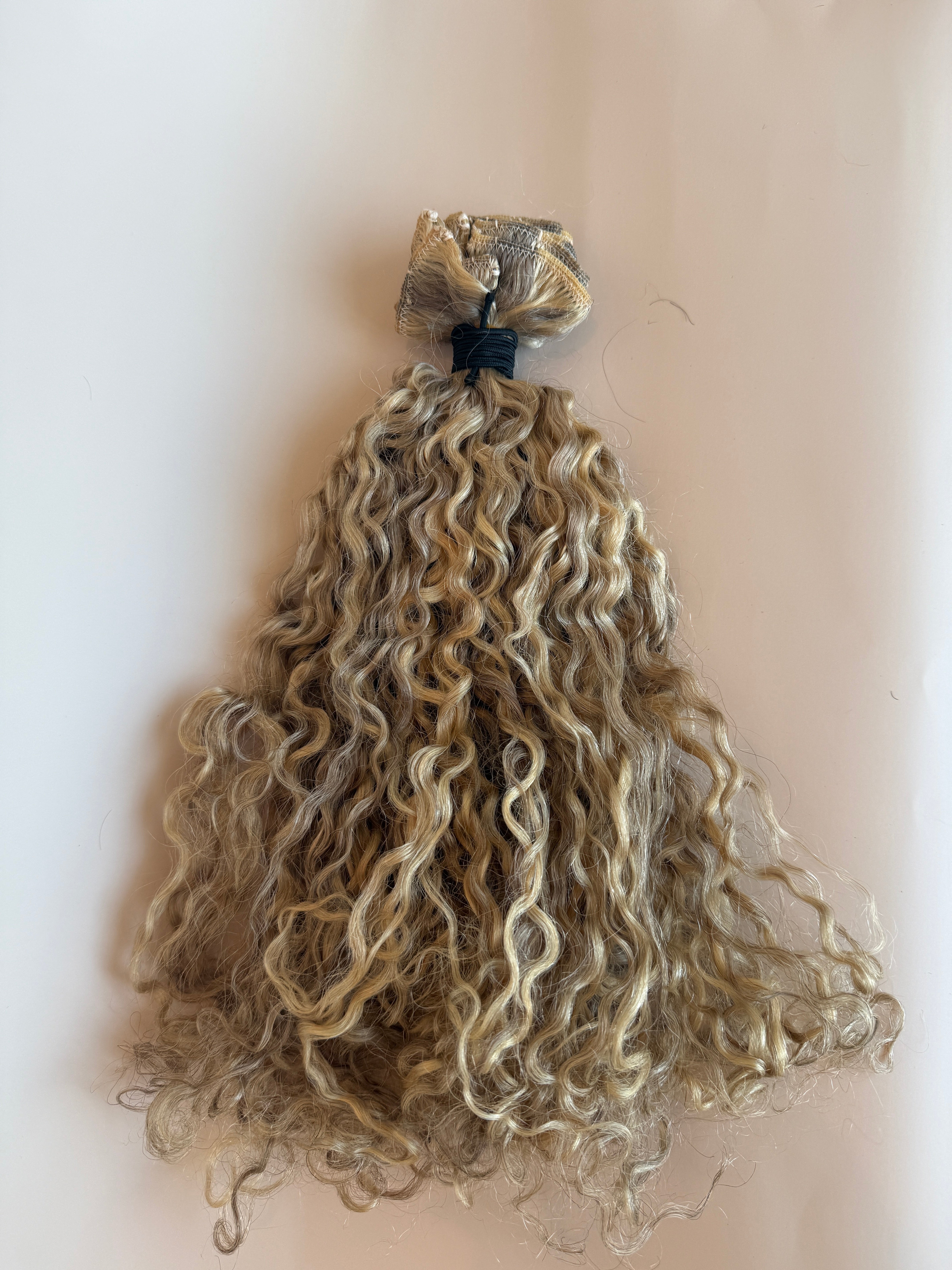 Set of 2 Custom 18" 120g Classic Clip-in Set Island Curly Ash Blonde Mix